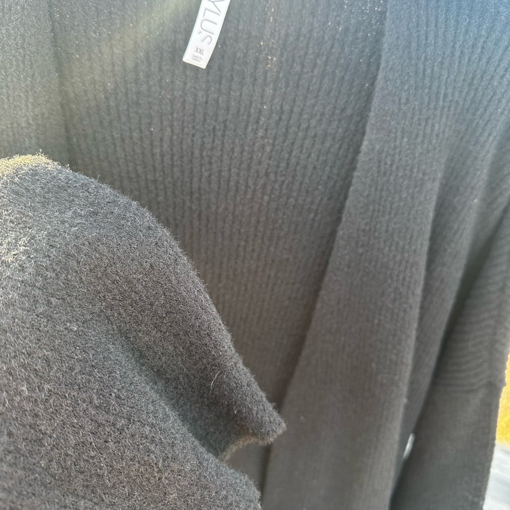 STYLUS Black Ribbed Sweater - Picture 8 of 10